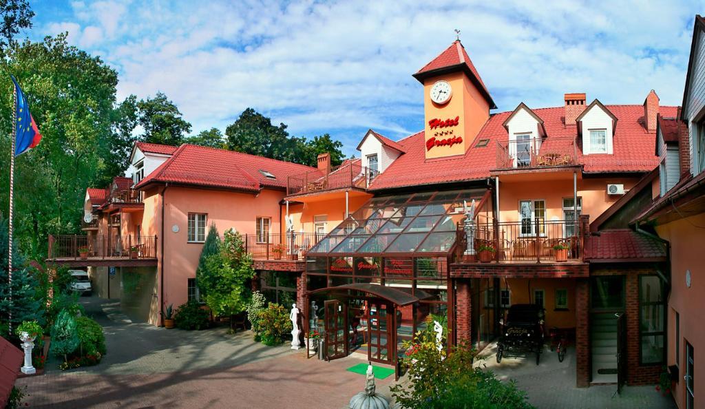 Hotel Gracja Gorzów Wielkopolski Esterno foto